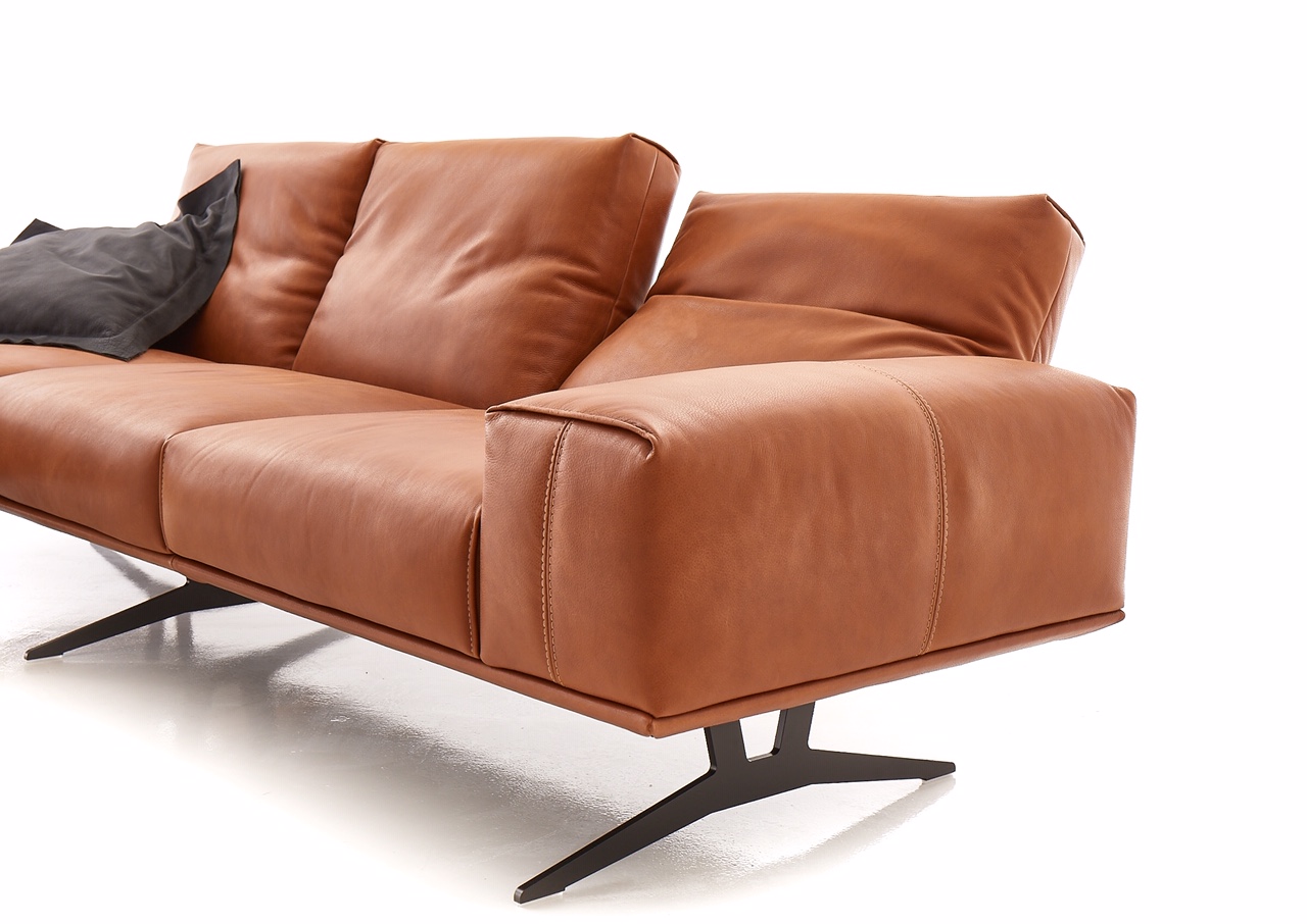 Koinor HANK2  N-Parisander Leather sofa